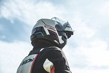 Schuberth C5 — обзор флагманского модульного шлема